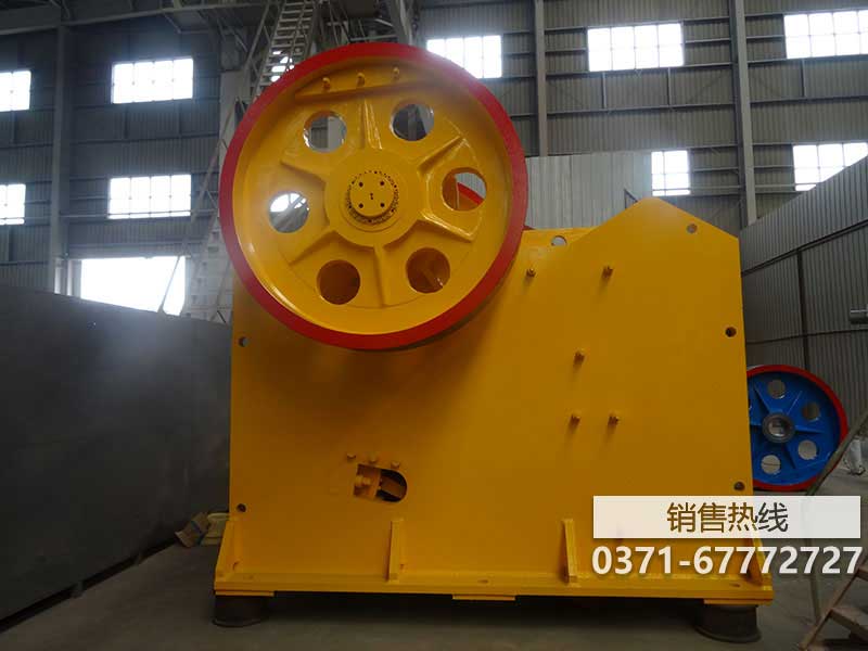 顎式破碎機cad簡圖