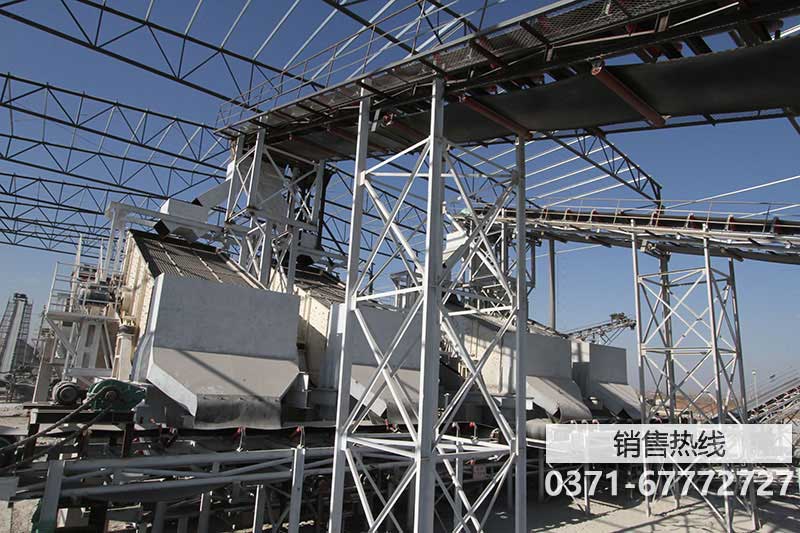 破碎機(jī)錘頭與齒板間隙